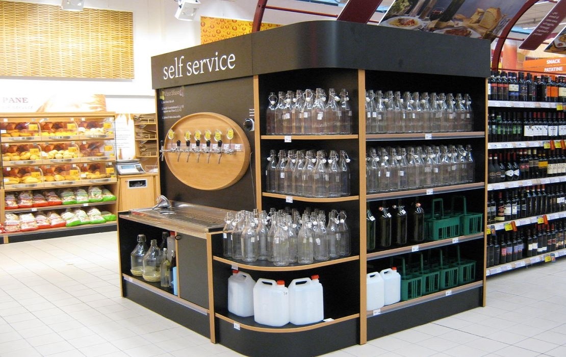 Stalaže za vino rinfuzo sa spremištem za bačve